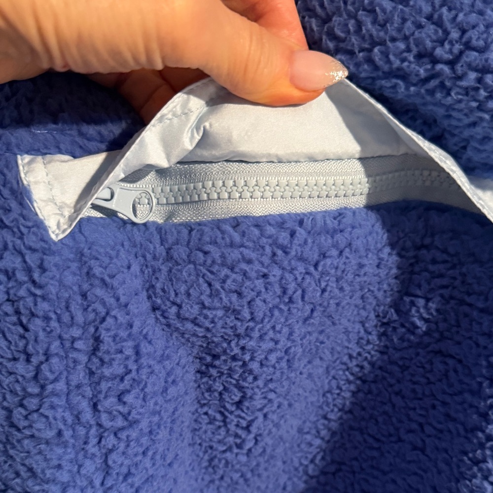 Altar’d State Blue and White Fleece Hoodie XS Oversized - Picture 8 of 10